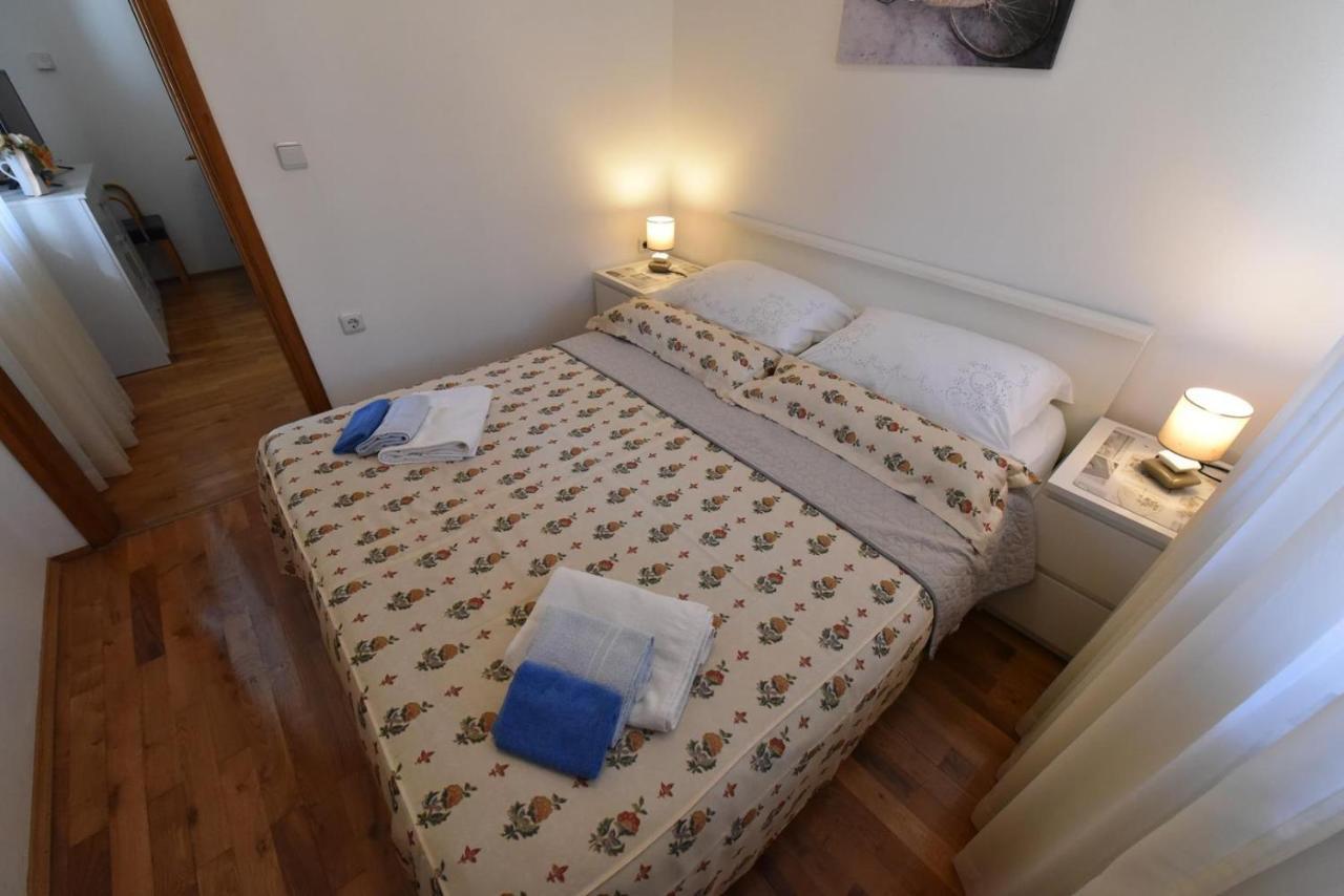 Apartment Nona Tar-Vabriga Luaran gambar